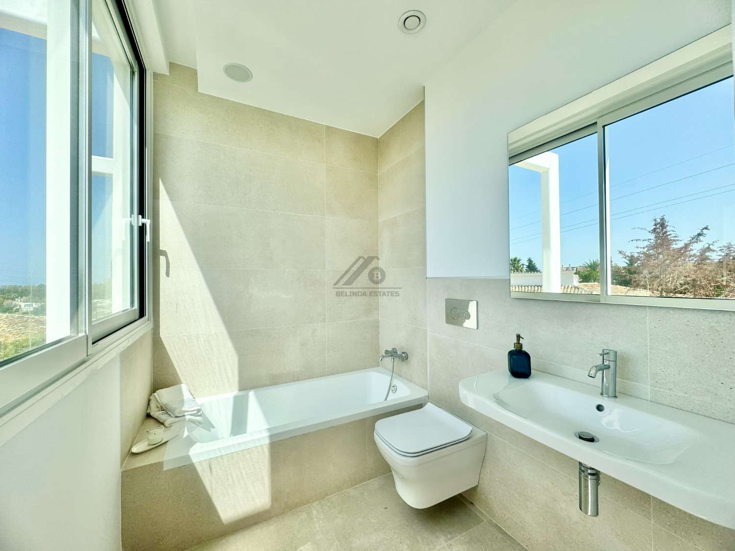 Villa de lujo a 5 minutos de la playa