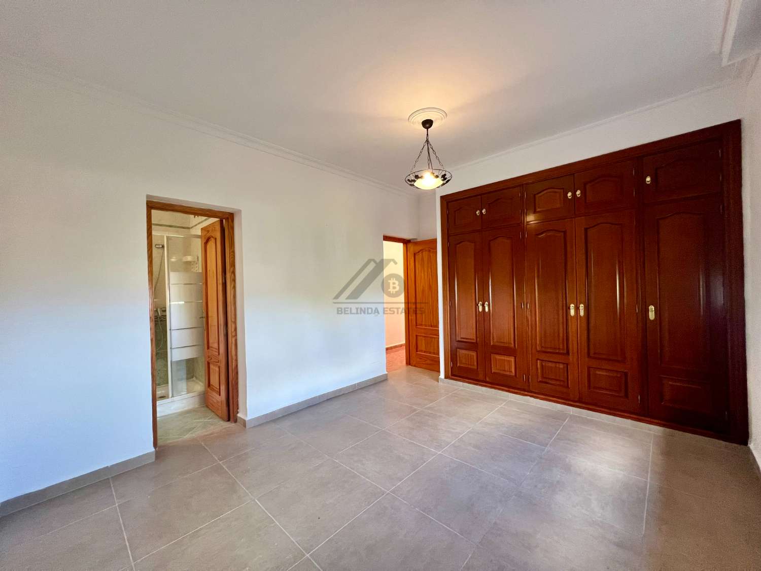 Casa Independiente con jardin y piscina en Pinos de Alhaurin