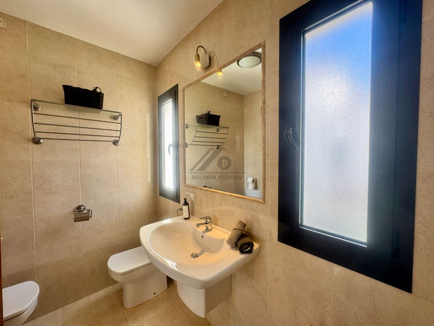 Villa independiente a pocos metros de Puerto Marina