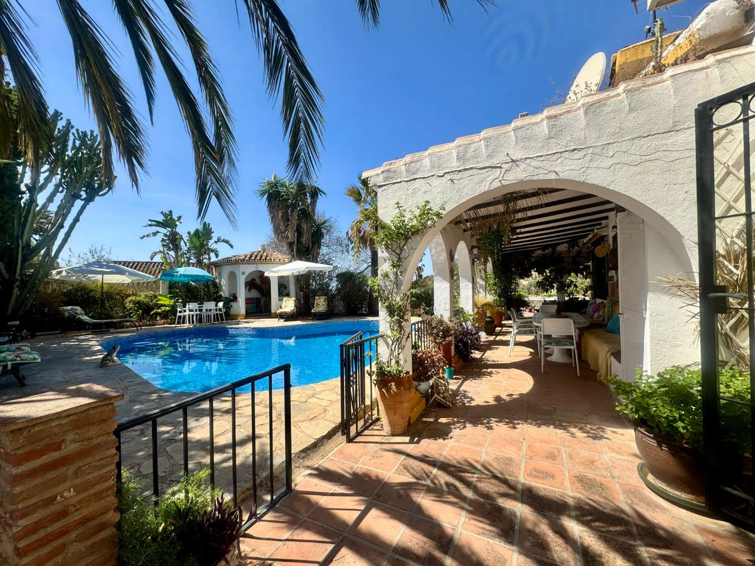 Magnífica villa con apartamento de invitados en Benalmádena Pueblo