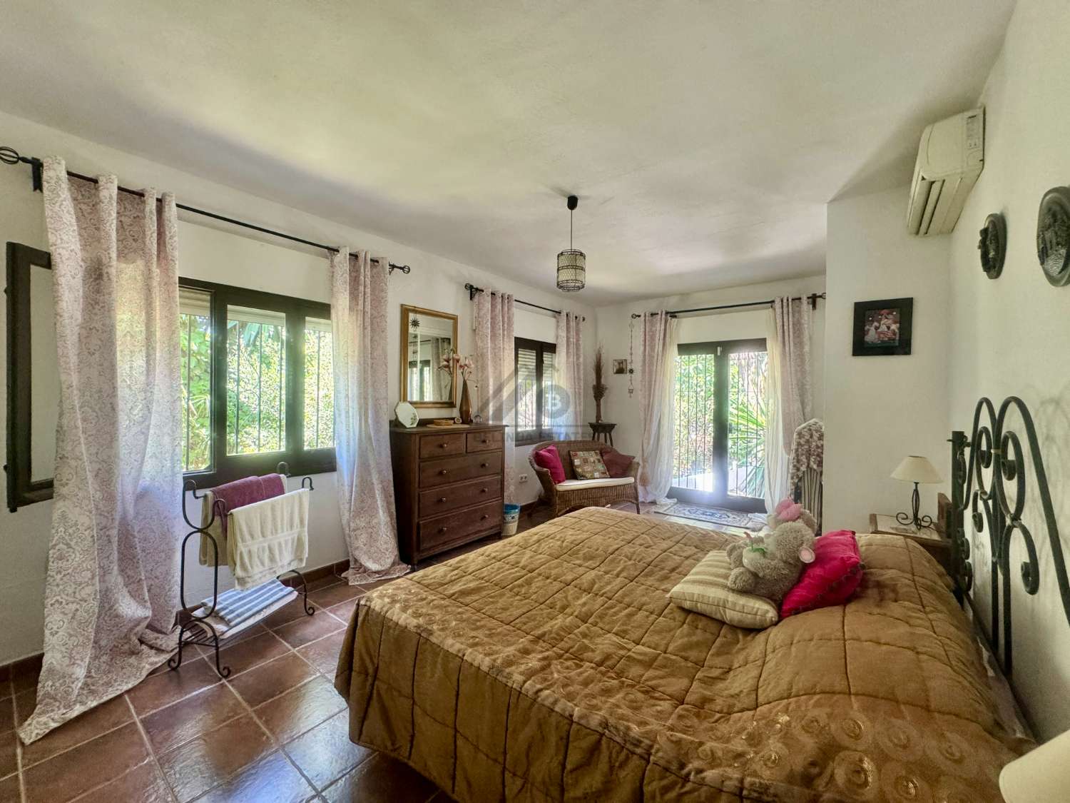 Magnífica villa con apartamento de invitados en Benalmádena Pueblo