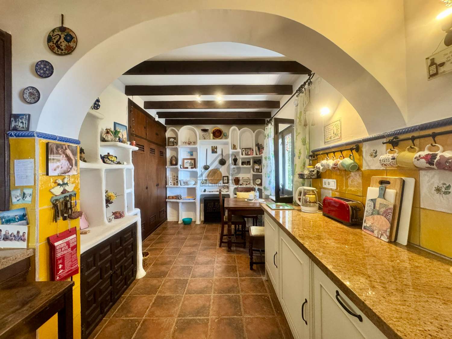 Magnífica villa con apartamento de invitados en Benalmádena Pueblo