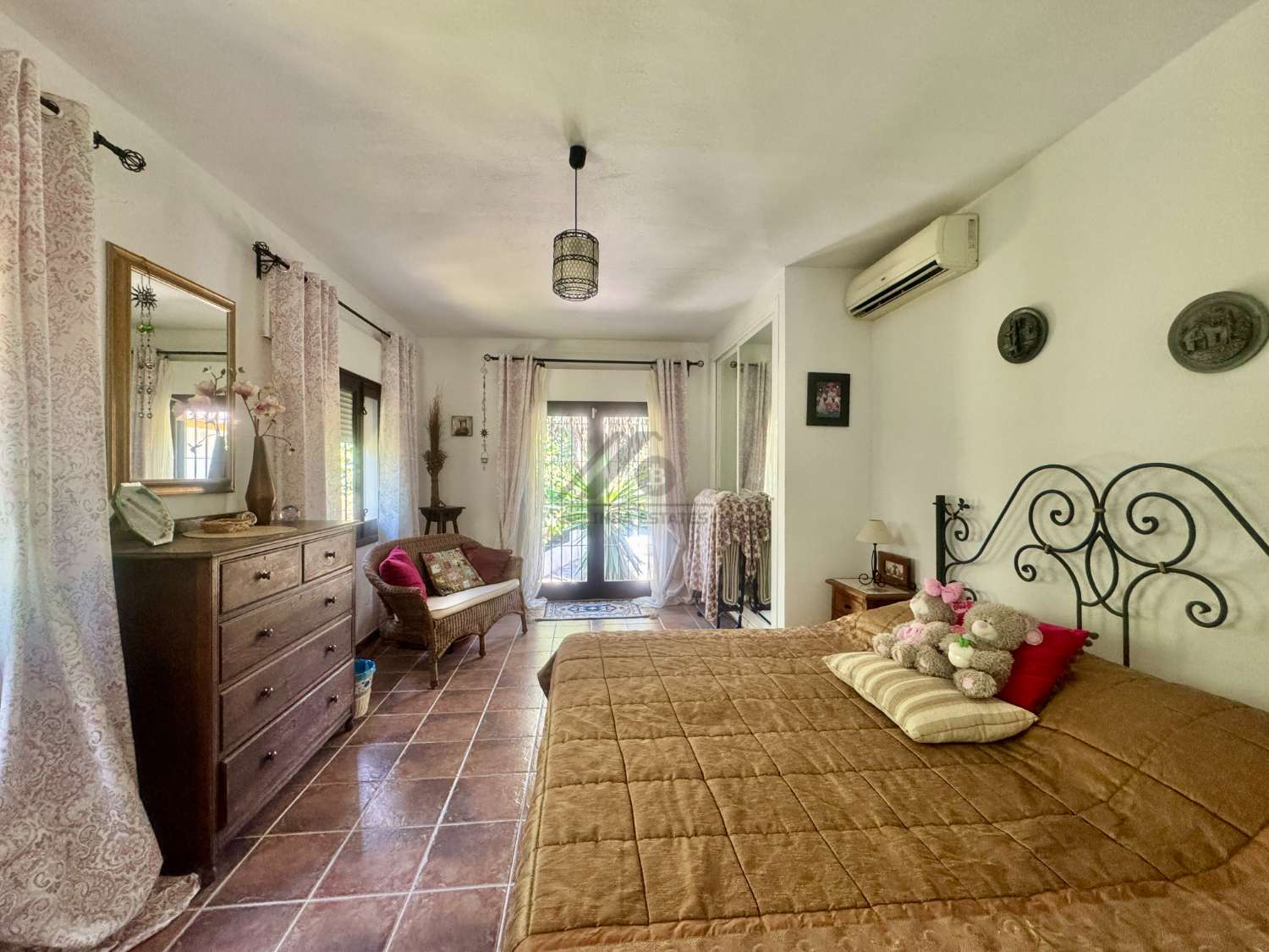 Magnífica villa con apartamento de invitados en Benalmádena Pueblo