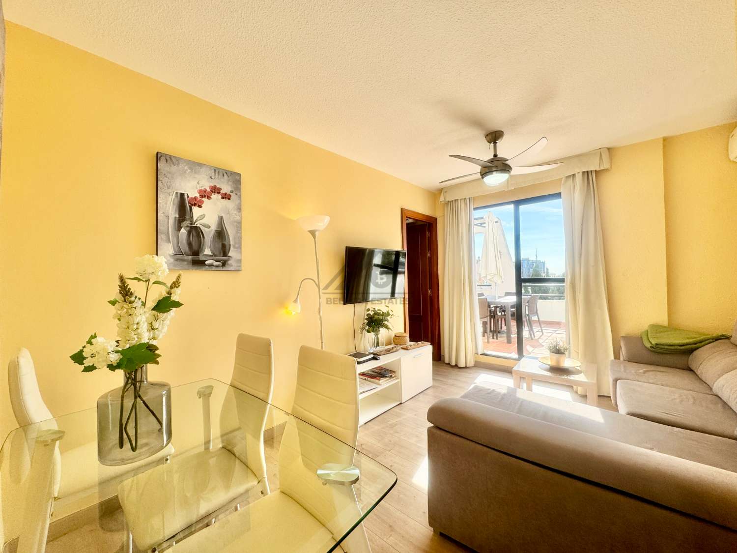 Luminoso Ático con licencia turística en Benalmádena Costa