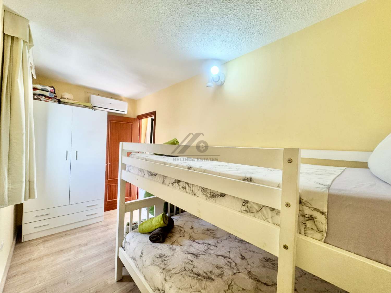 Luminoso Ático con licencia turística en Benalmádena Costa